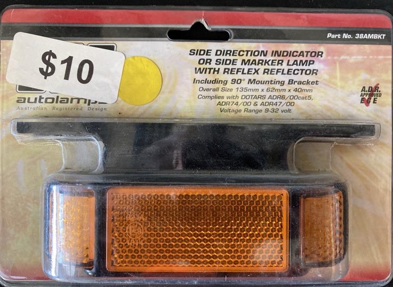 Side Direction Indicator or Side Marker Lamp With Reflex Reflector and 90° mounting bracket